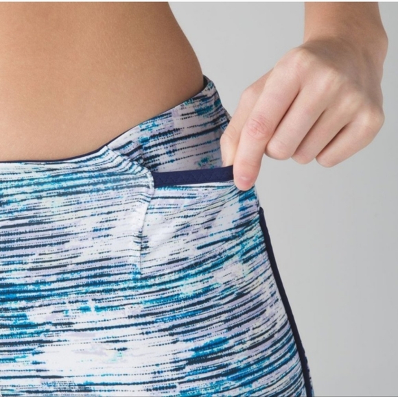 Lululemon Real Quick Tight Blurry Belle Multi Hero Blue, Size 12 - Picture 10 of 16